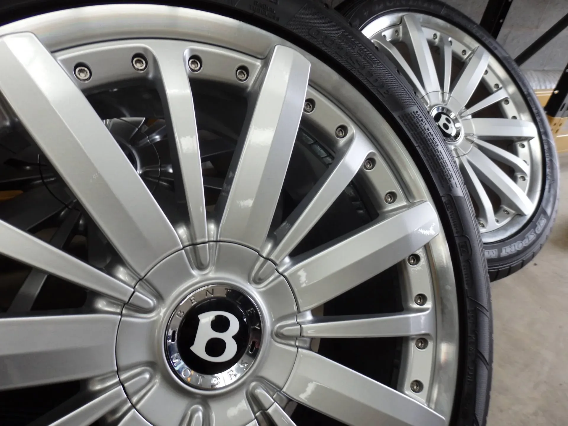 Bentley alloy wheels refurbished at the Direct Finish alloy wheel centre in York